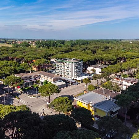 Hotel Picobello Pineta Lido di Jesolo Exterior photo