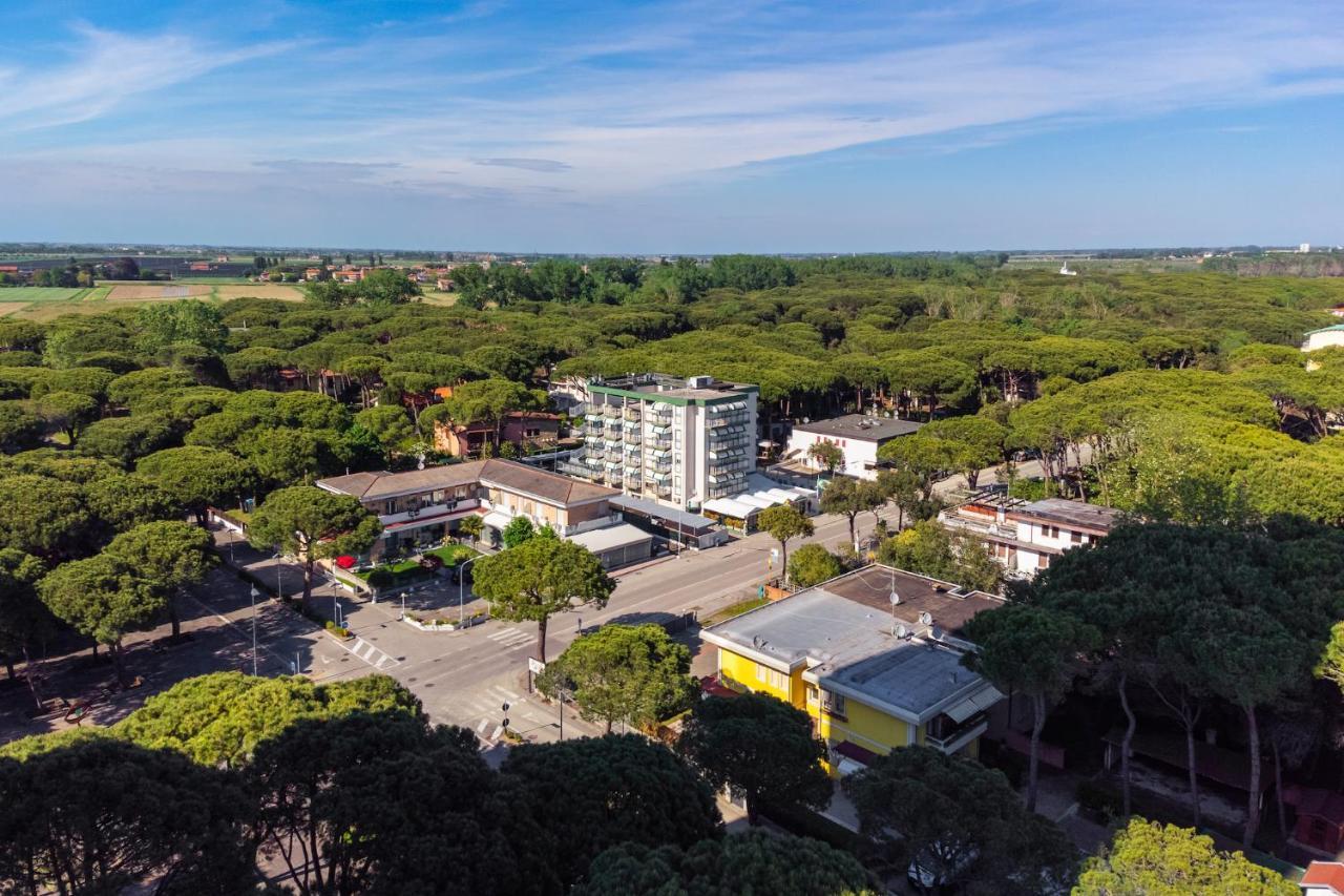 Hotel Picobello Pineta Lido di Jesolo Exterior photo
